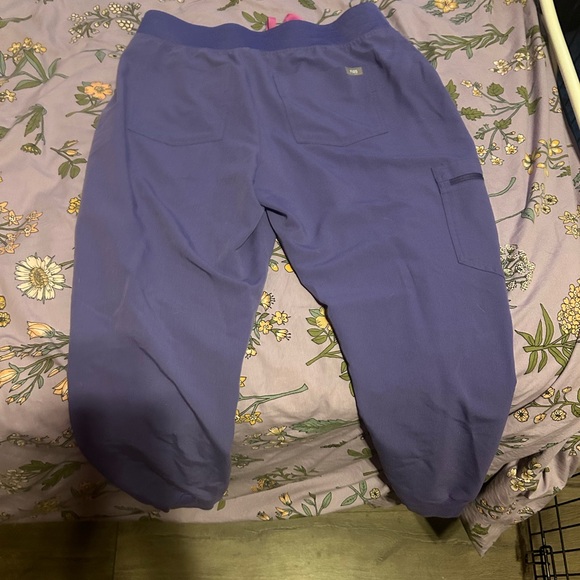Figs Amethyst Joggers - Picture 2 of 3